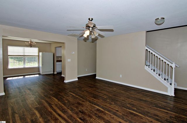 305 N Chestnut Street, Seneca, SC 29678