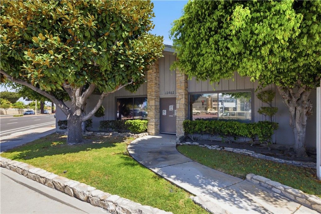 12462 Brookhurst, Garden Grove, CA 92840 — exterior