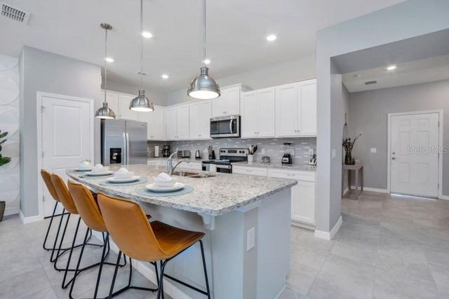 1360 LAVA TREE DRIVE, Davenport, FL 33897