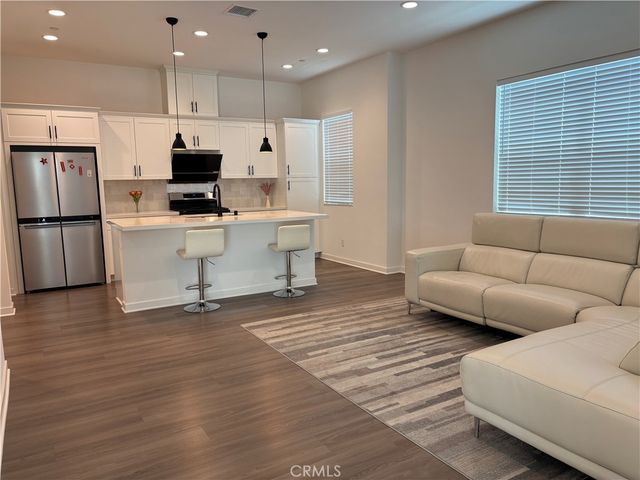 4466 S Forsyth Paseo, Ontario, CA 91762