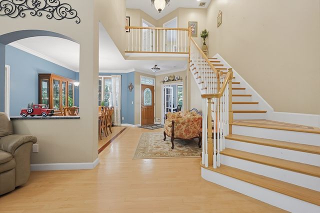 39 Cordaville Rd, Ashland, MA 01721