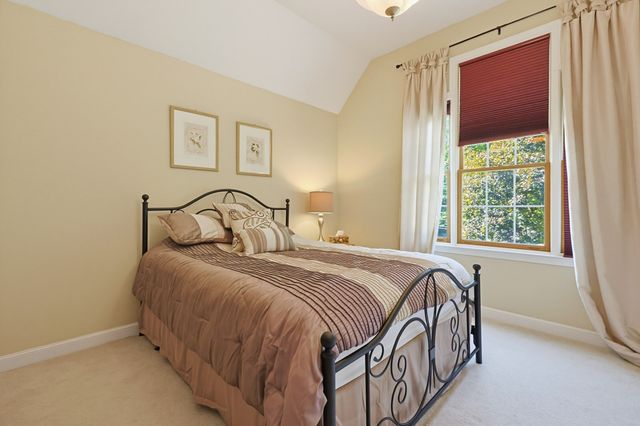 39 Cordaville Rd, Ashland, MA 01721