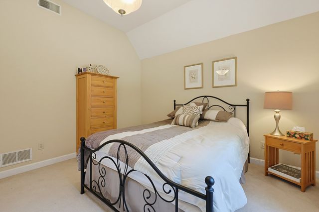 39 Cordaville Rd, Ashland, MA 01721
