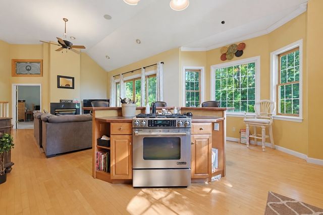 39 Cordaville Rd, Ashland, MA 01721