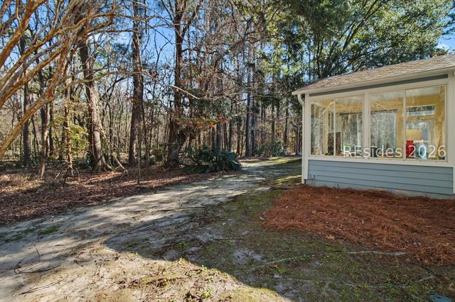 10 Pelot Ct, Bluffton, SC 29909