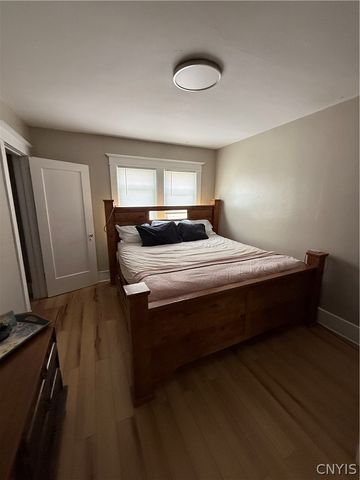 23 North Park, Auburn, NY 13021