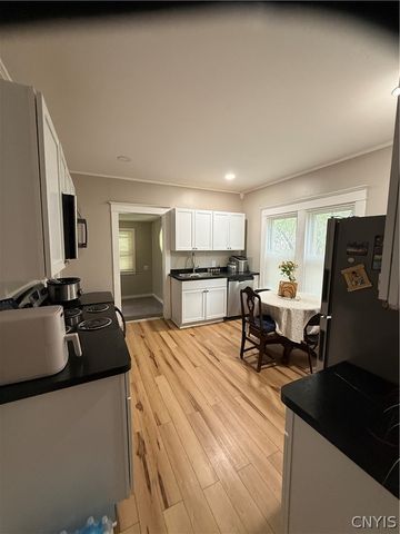 23 North Park, Auburn, NY 13021