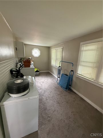 23 North Park, Auburn, NY 13021