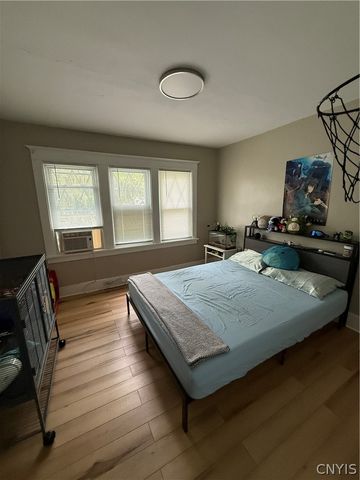 23 North Park, Auburn, NY 13021