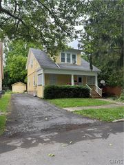 23 North Park, Auburn, NY 13021