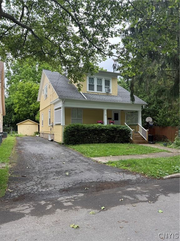 23 North Park, Auburn, NY 13021