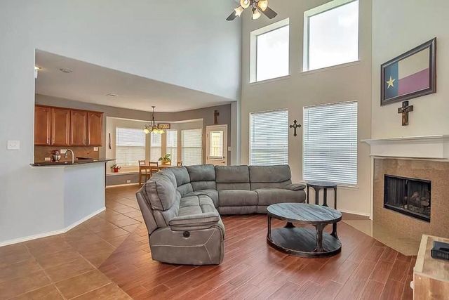 10237 Vintage Drive, Fort Worth, TX 76244