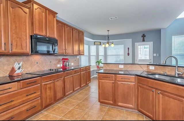 10237 Vintage Drive, Fort Worth, TX 76244