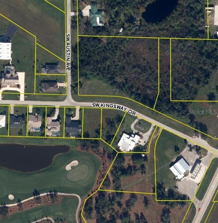 Image 4 of property listing at 12470 SW AUSTIN AVENUE, Lake Suzy, FL 34269