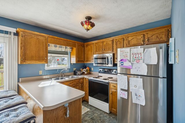 111 Eldon Dr, Manchester, TN 37355