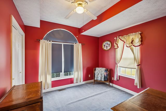 111 Eldon Dr, Manchester, TN 37355