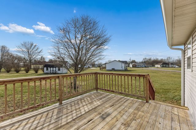 111 Eldon Dr, Manchester, TN 37355
