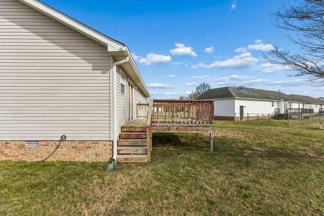 111 Eldon Dr, Manchester, TN 37355