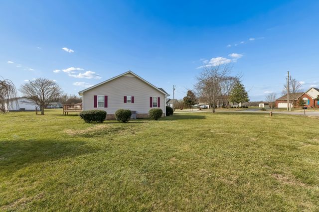 111 Eldon Dr, Manchester, TN 37355