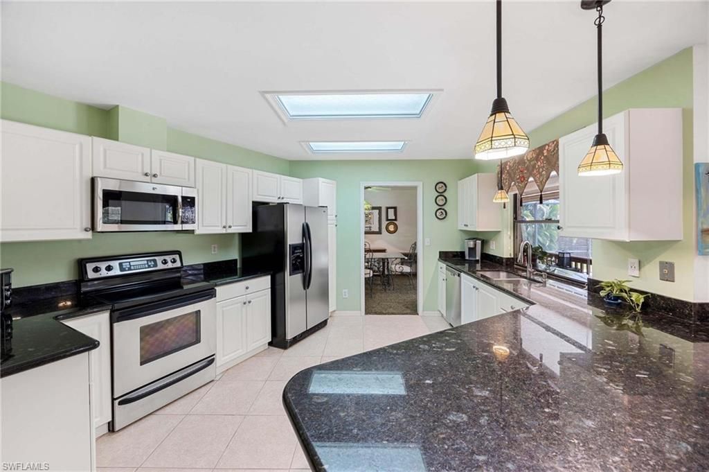 116 Sharwood DR, NAPLES, FL 34110 — photo 4