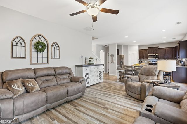 592 Willow Springs Drive, Dallas, GA 30132