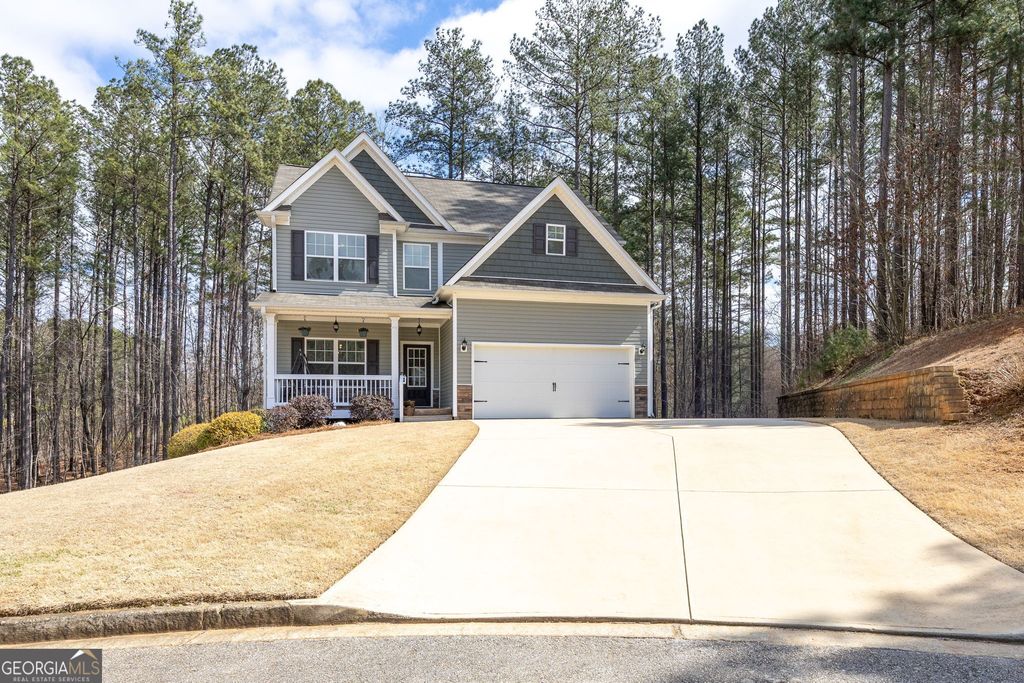 592 Willow Springs Drive, Dallas, GA 30132