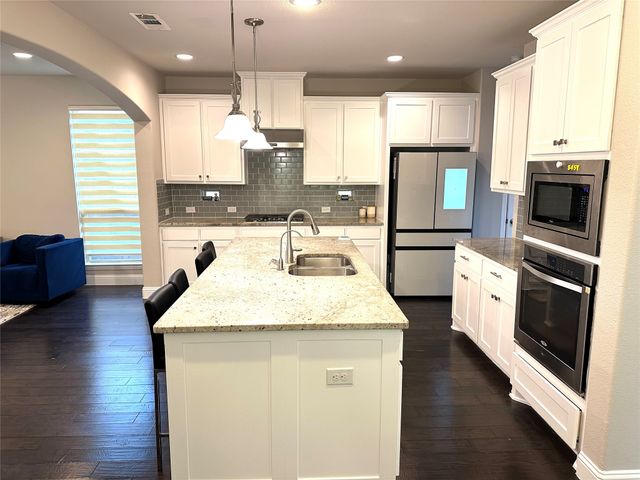 408 Palamedes Street, Lewisville, TX 75056