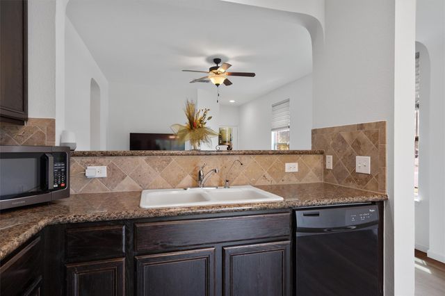 8824 Stambourne ST, Austin, TX 78747