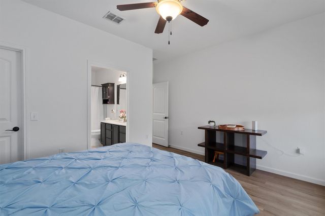 8824 Stambourne ST, Austin, TX 78747