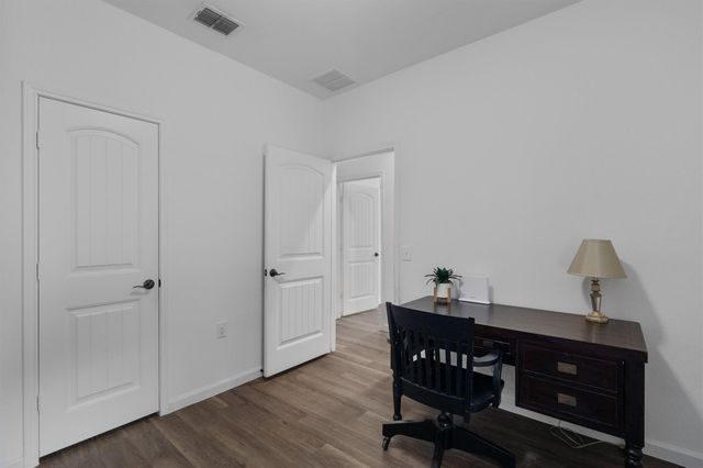 8824 Stambourne ST, Austin, TX 78747