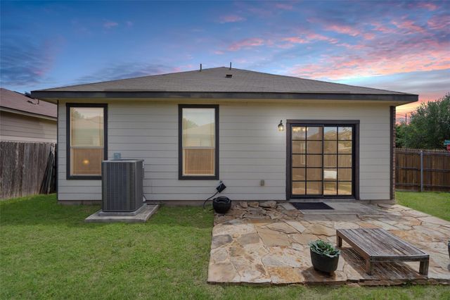 8824 Stambourne ST, Austin, TX 78747