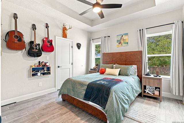 100 RANGER PT, Adkins, TX 78101