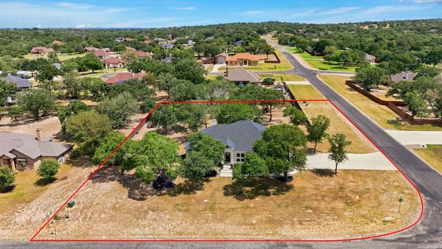 100 RANGER PT, Adkins, TX 78101