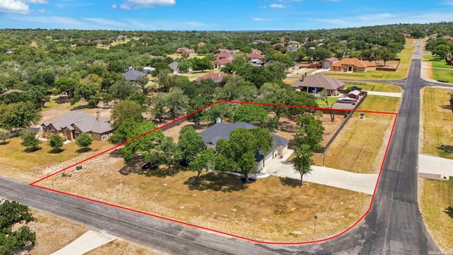 100 RANGER PT, Adkins, TX 78101