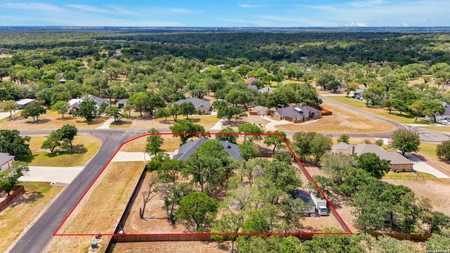 100 RANGER PT, Adkins, TX 78101