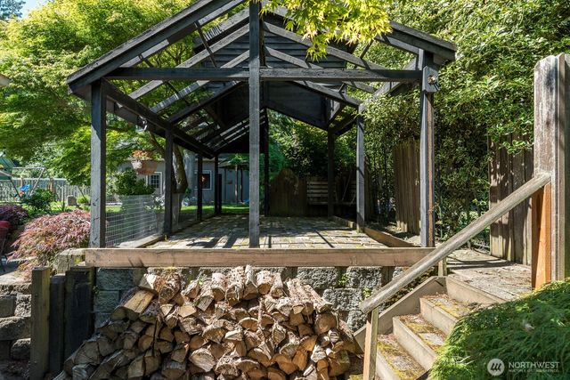 6818 Gibralter Place, Anacortes, WA 98221
