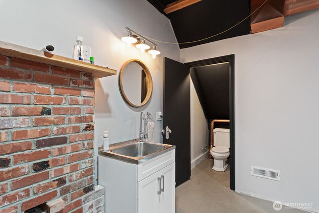 6818 Gibralter Place, Anacortes, WA 98221
