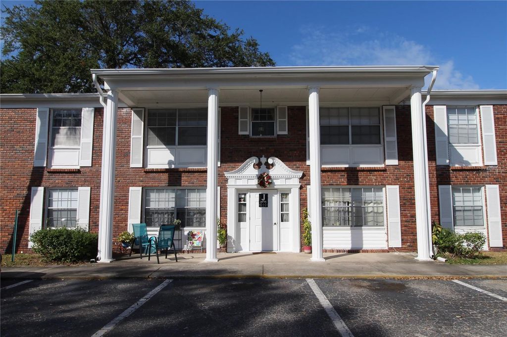4507 9TH STREET W J6, Bradenton, FL 34207