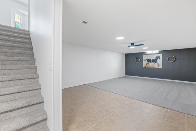 1392 N Peterson St, Wichita, KS 67212