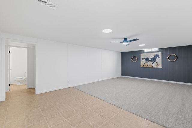 1392 N Peterson St, Wichita, KS 67212