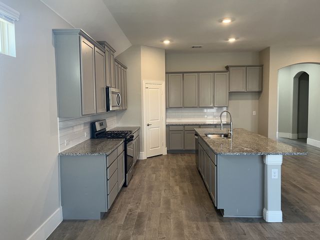 3217 Shady Brook Lane, Aubrey, TX 76227