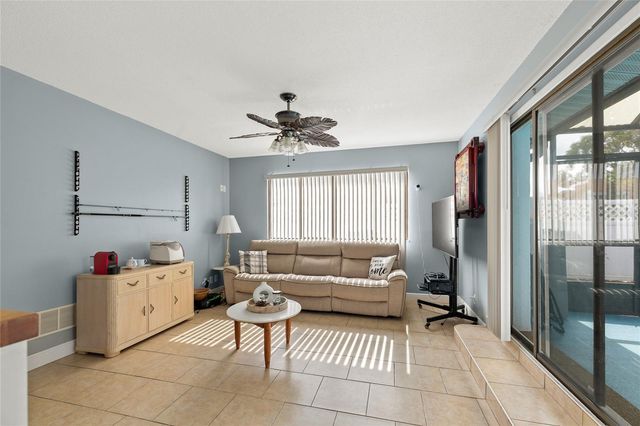 55 FEDERAL LN, Palm Coast, FL 32137