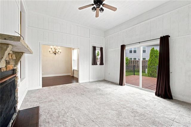 4817 SW Marguerite Street, Blue Springs, MO 64015