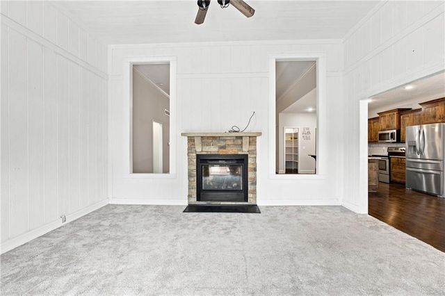4817 SW Marguerite Street, Blue Springs, MO 64015