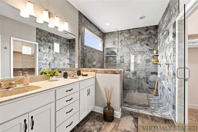4817 SW Marguerite Street, Blue Springs, MO 64015