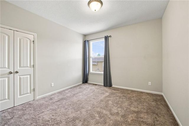 4817 SW Marguerite Street, Blue Springs, MO 64015