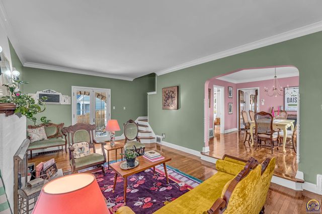 1347 SW Campbell AVE, Topeka, KS 66604