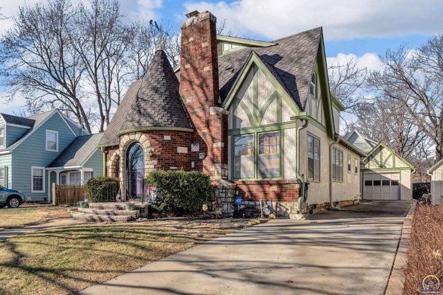 1347 SW Campbell AVE, Topeka, KS 66604