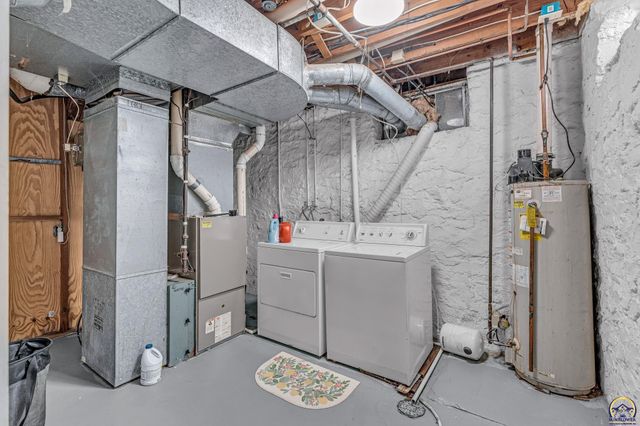 1347 SW Campbell AVE, Topeka, KS 66604