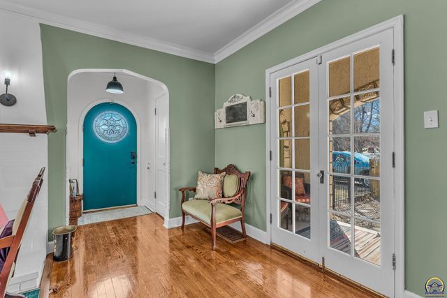 1347 SW Campbell AVE, Topeka, KS 66604